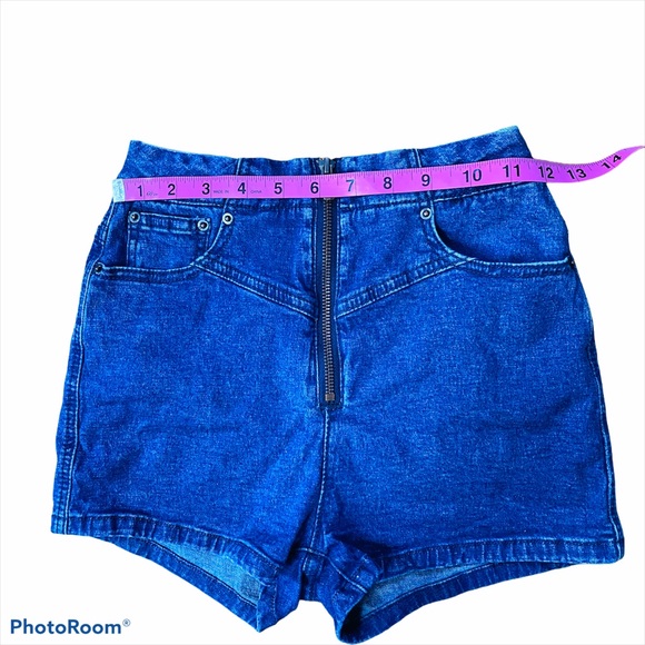 Urban Outfiters BDG super Hi rise jean shorts - Picture 4 of 7